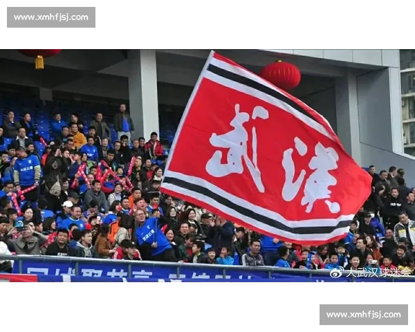 河南队严正回应成都球迷恶意侮辱:喷涂脏话、亵渎足球文化 河南队严正回应成都球迷恶意侮辱:喷涂脏话、亵渎足球文化